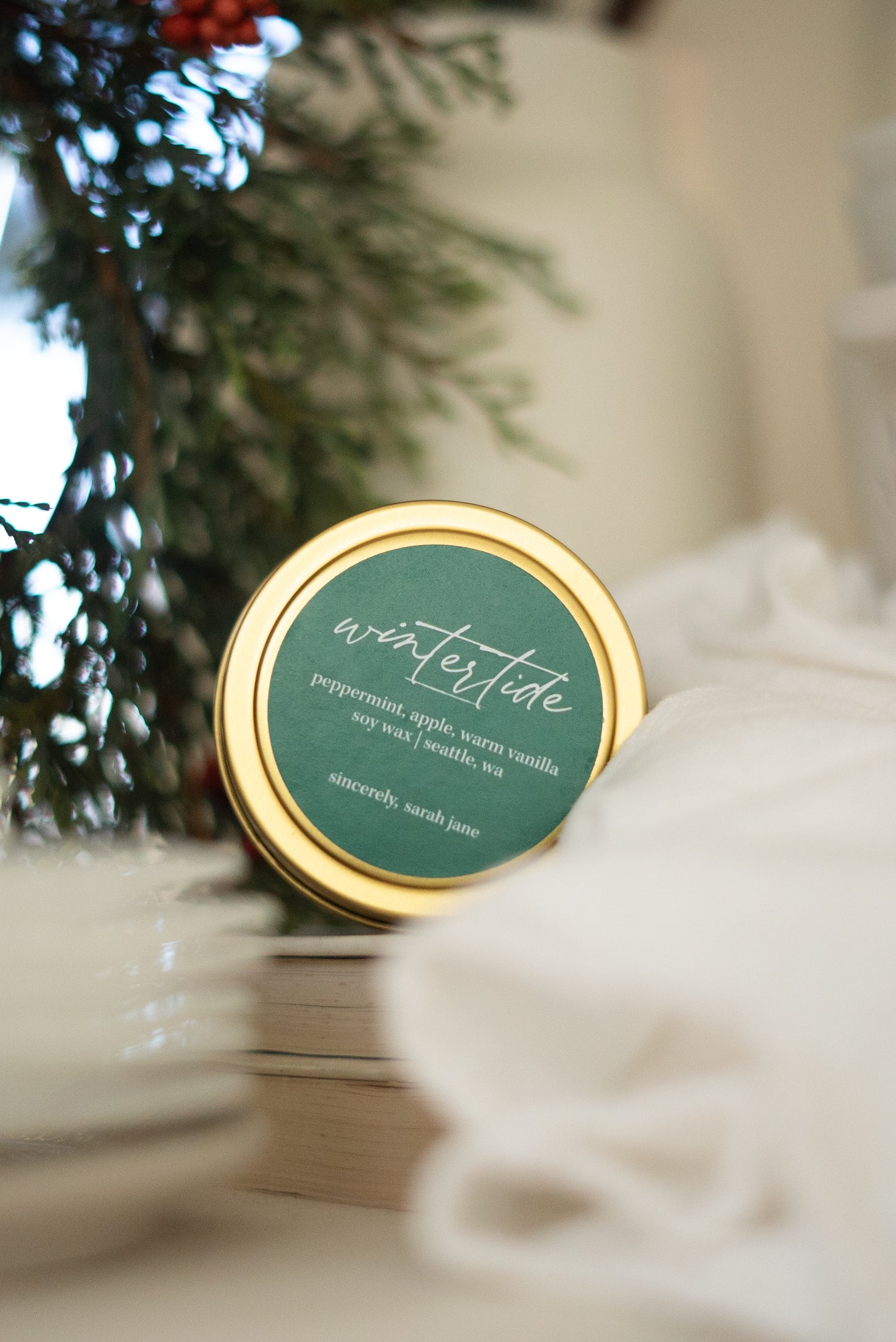 Wintertide - Peppermint, Apple, Warm Vanilla
