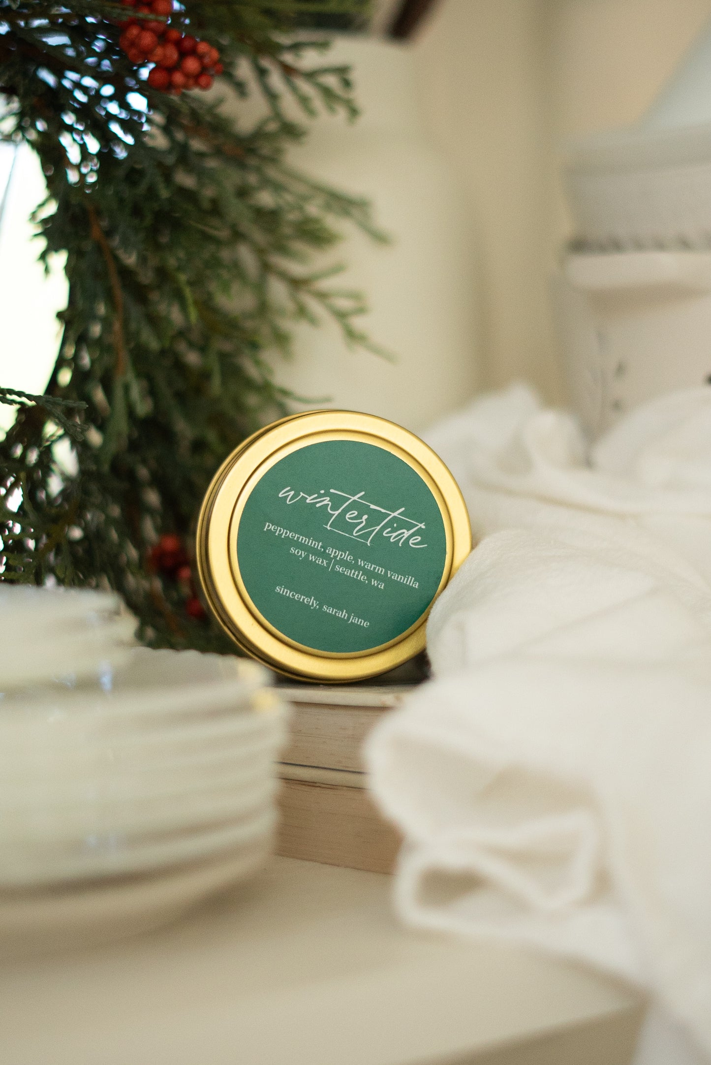 Wintertide - Peppermint, Apple, Warm Vanilla