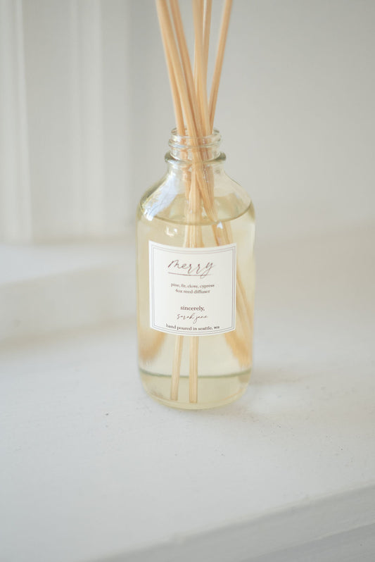 Merry Diffuser- Cypress, Clove, Pine Natural Reed